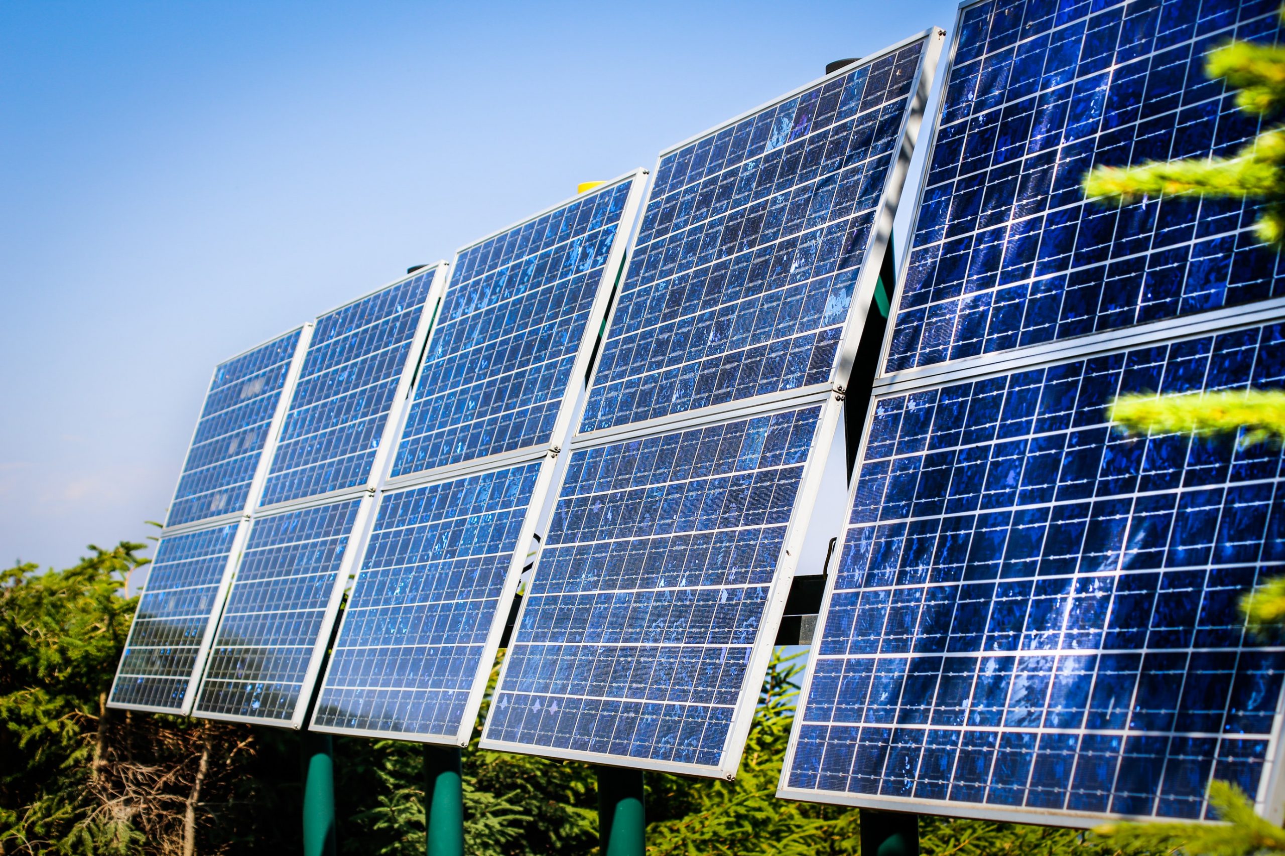 Innovation : ce matériau pourrait rendre les panneaux solaires plus  abordables, plus performants et durables ! - NeozOne