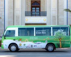 À Oman, des bus propulsés par du biodiesel à base de graines de dattes